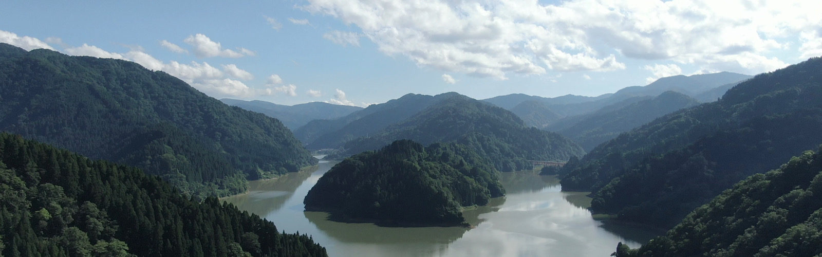 Nature in Japan: Kayaking Tedori Lake